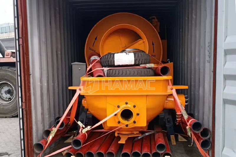 Máy trộn bê tông với máy bơm trong container