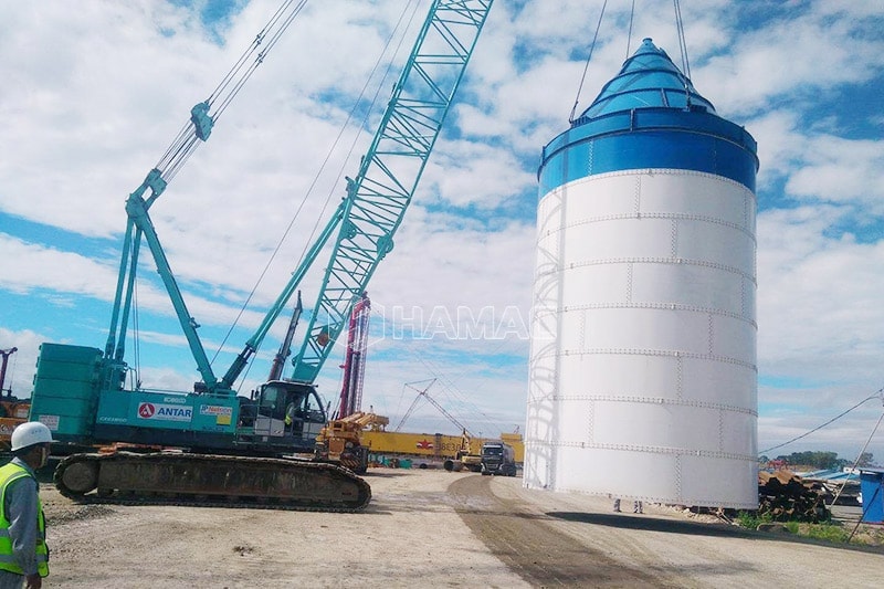 Silo xi măng 800 tấn được dựng lên